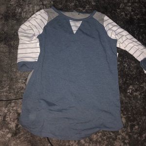 quarter sleeve shirt